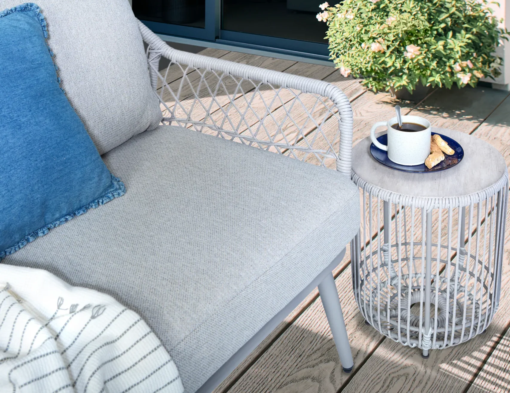 TOULON Aluminium & Rope 2 Seater Sofa and 2 Chairs with Table Set - Image 3
